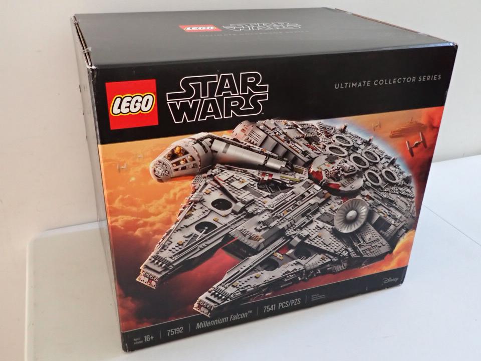 Star Wars Millennium Falcon Ultimate Collector Series 75192 MIB (1 of 13)