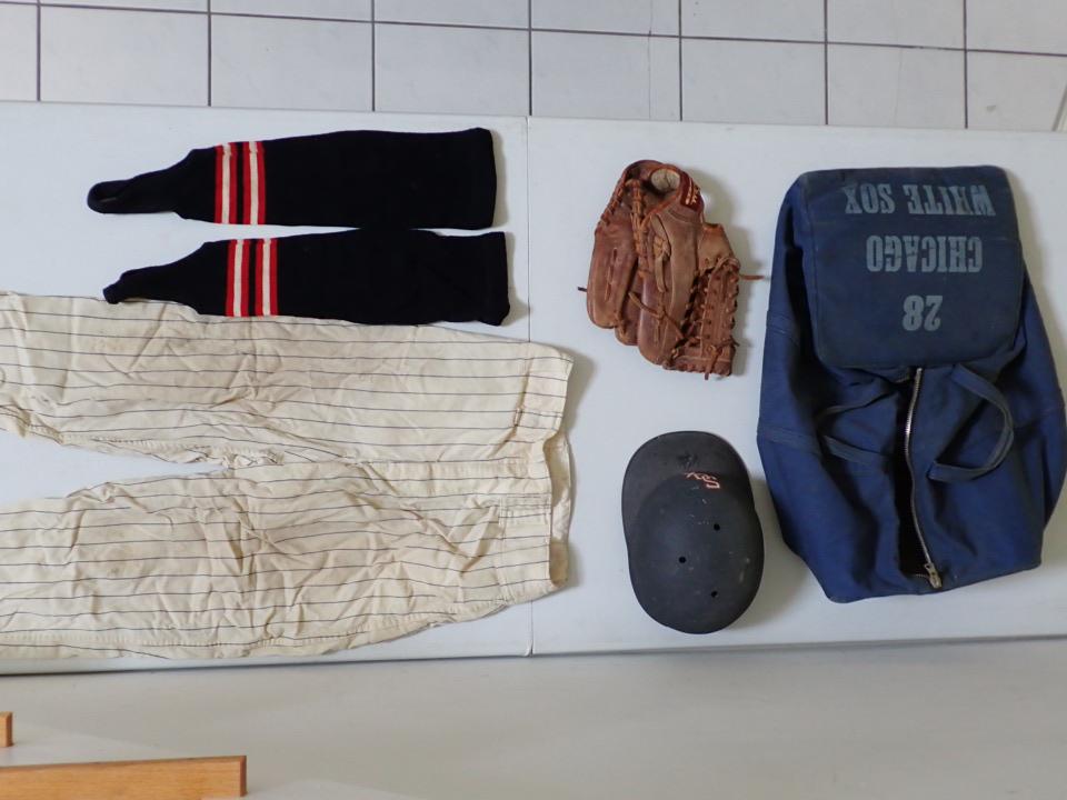 Don Prohovich #28 Chicago White Sox Uniform and Bag (1 of 18)