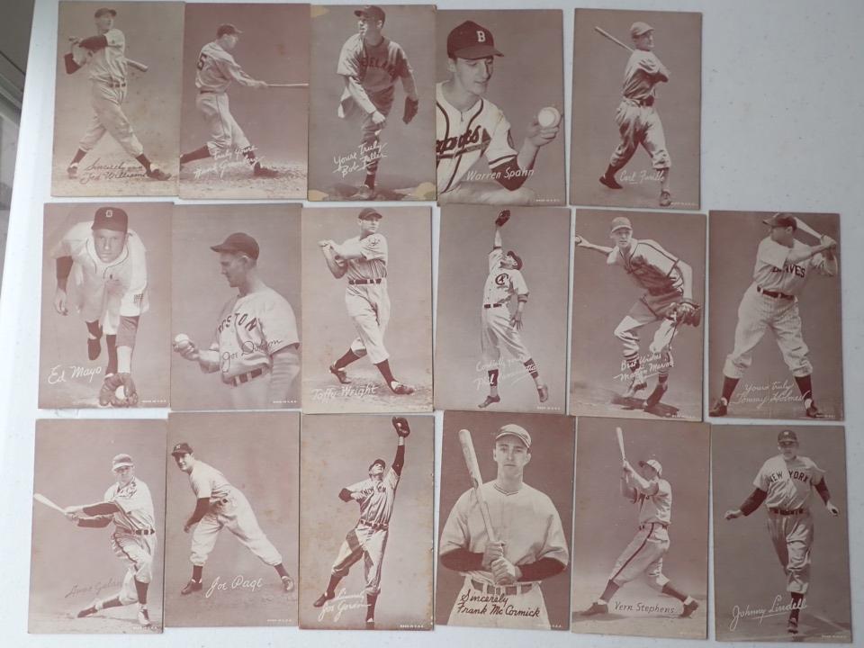 (17) 1939-1946 Baseball Exhibit Cards Including: Ted Williams, (1 of 10)