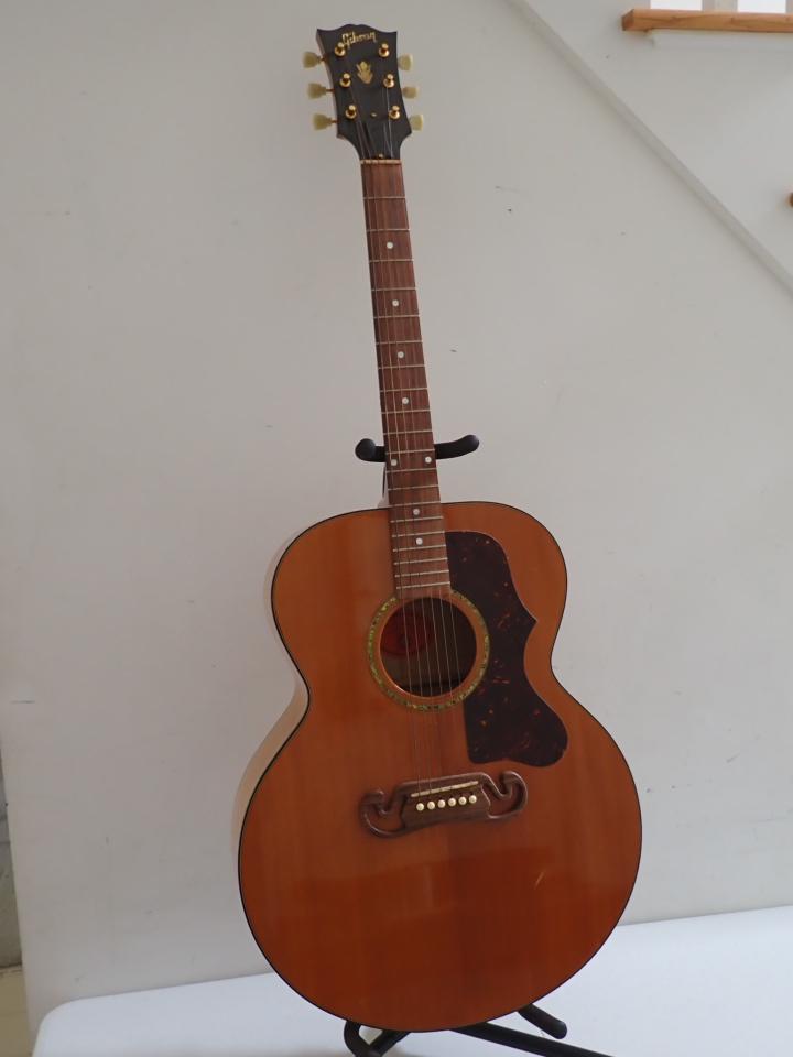 Gibson J100-XT Acoustic Guitar: Serial # 02201032. 42 1/2". Minor scuffing overall good condition.