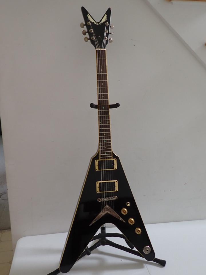 Dean Razorback Electric Guitar Solid Body (1 of 11)