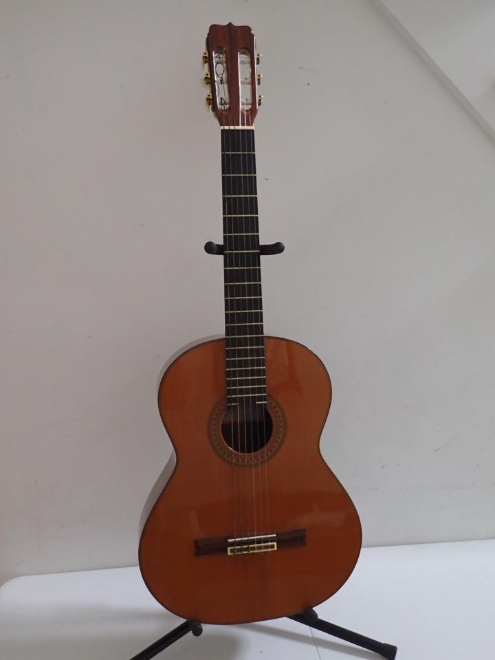 Jose Ramirez R4 Calle De La Paz No. 8 Guitar (1 of 19)
