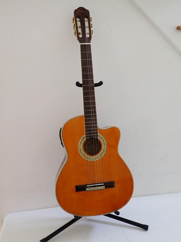 Esteban Malaguena Classical Cutaway Acoustic Guitar (1 of 12)