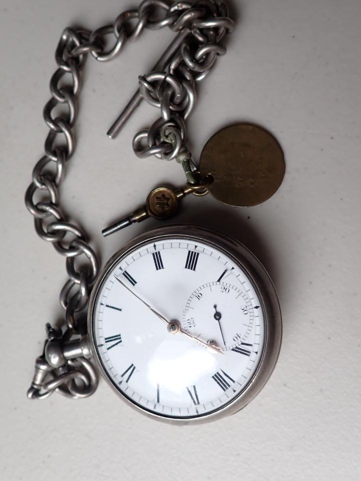 David Morris London Early 19th Century Pocket Watch #4951: Chain with Holed Coin/Medal Attached and Key. Good condition. Tested and ran for over 30 seconds.