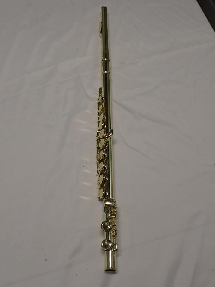 Brass Mendini Flute: Overall Good Condition