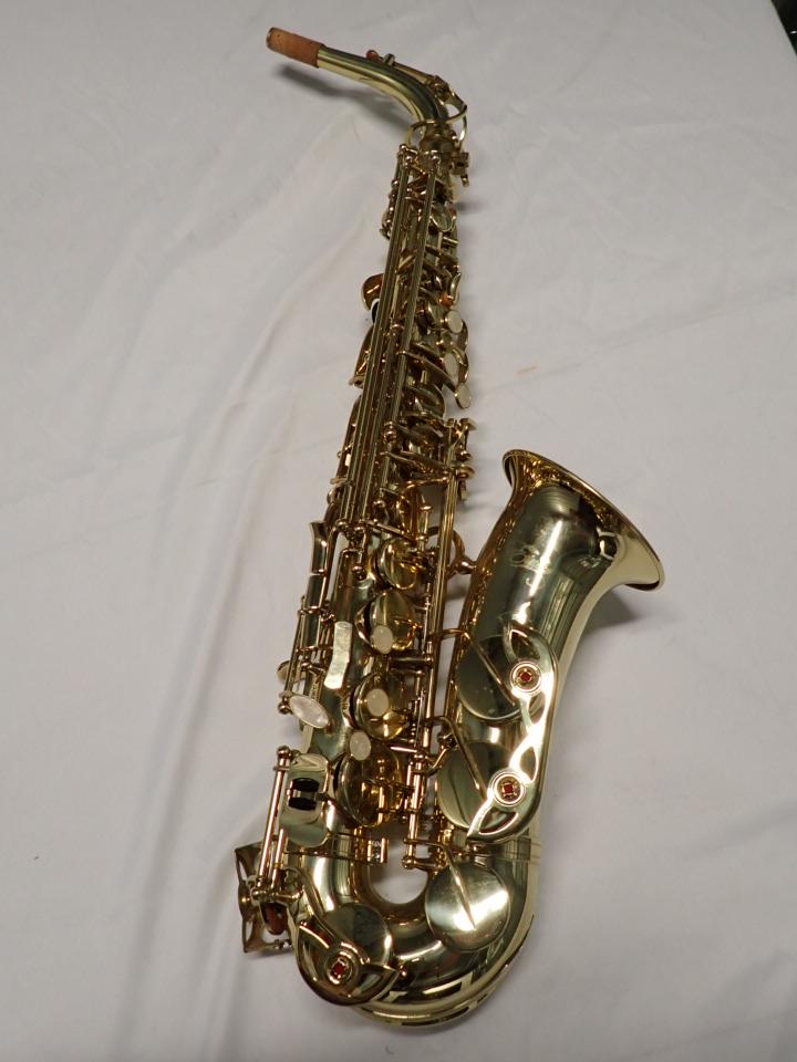 Brass Etude Saxophone - Mother of Pearl Keys - No mouthpiece: Otherwise good condition.