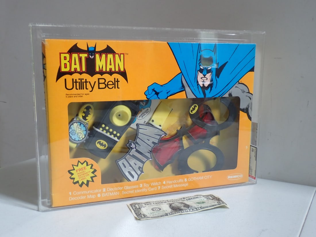 1979 AFA 80 NM Batman Remco Utility Belt - Graded (1 of 8)