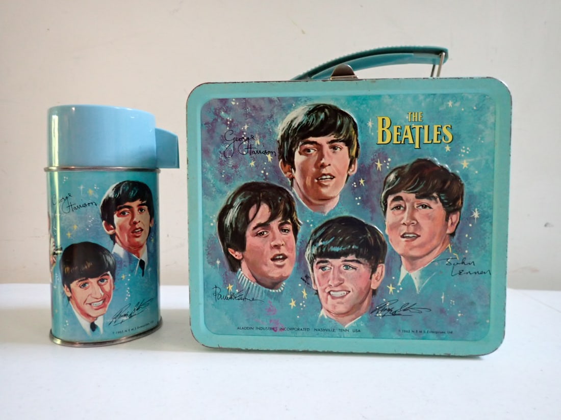 1965 Beatles Lunchbox with Thermos (1 of 20)