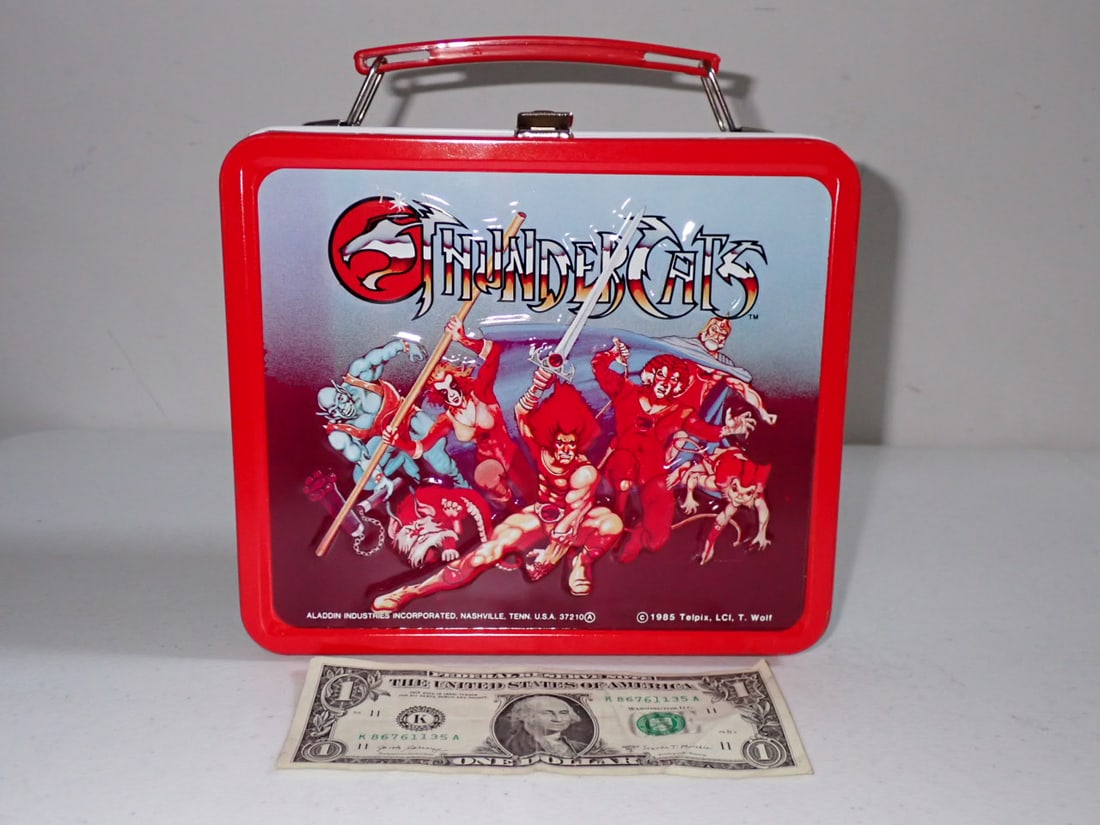 1985 Thundercat's Metal Lunchbox with Thermos (1 of 14)