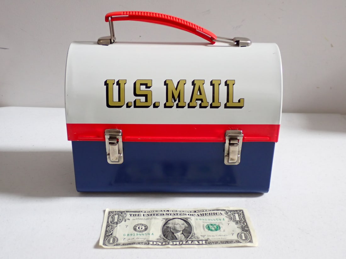 1969 U.S. Mail Dometop Lunchbox and Thermos  by Aladdin (1 of 12)