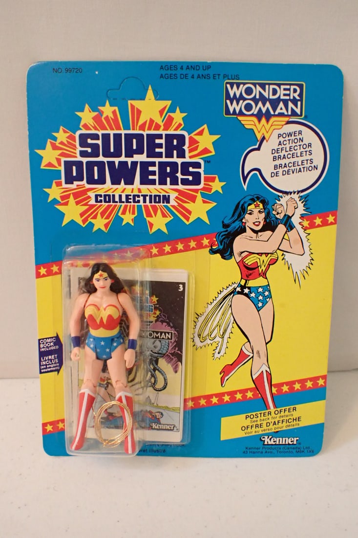1984 Wonder Woman Kenner Super Powers Action Figure (1 of 3)