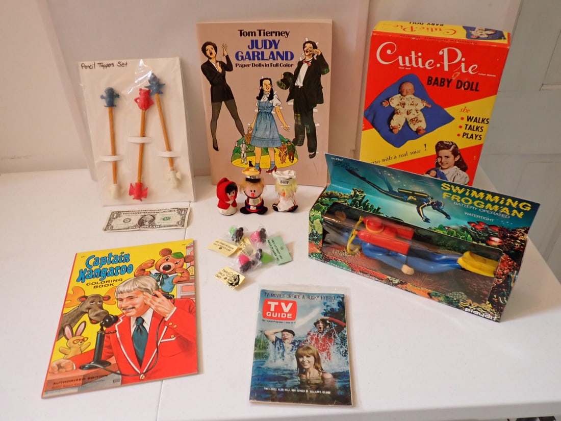 Cutie Pie Doll, Playart Swimming Frog Man, Toys & Ephemera (1 of 16)