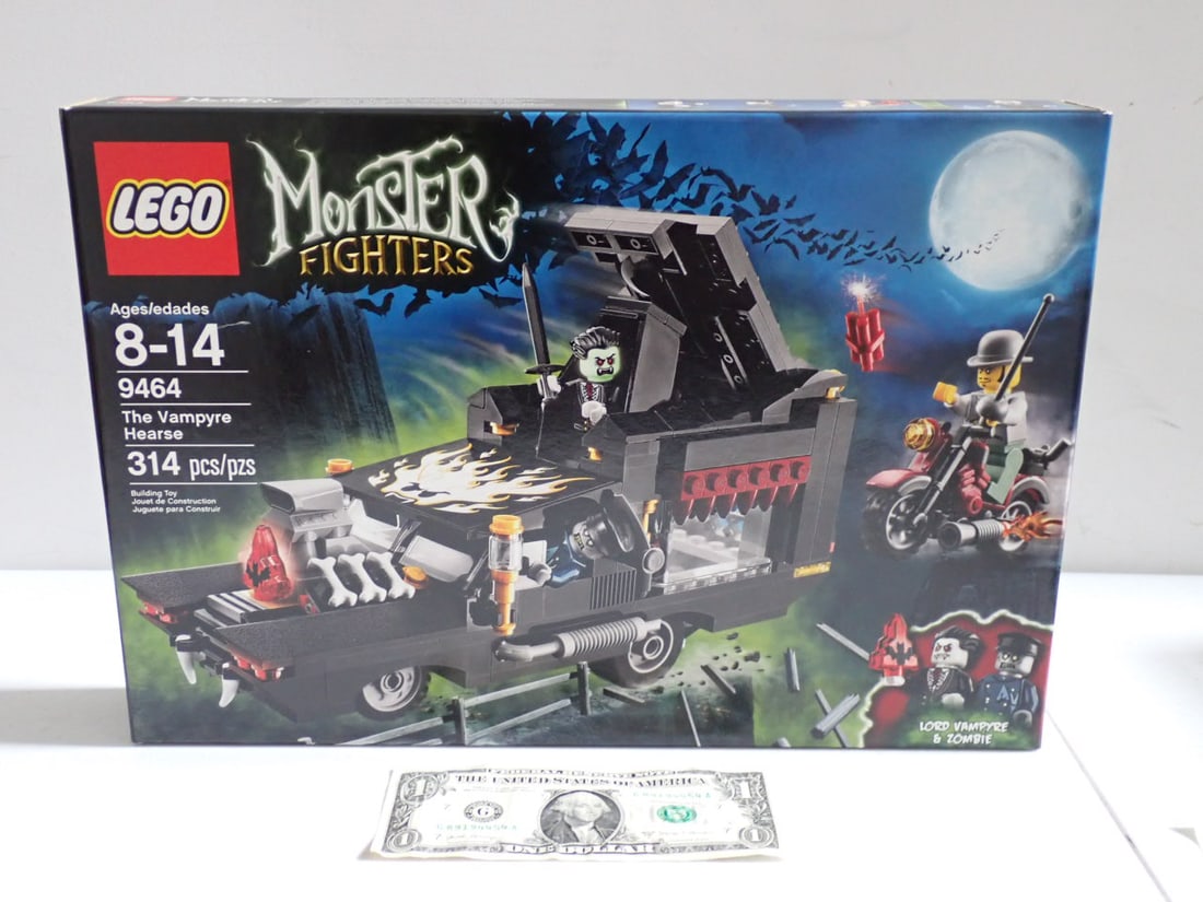Lego Master Fighters The Vampire Hearse Retired Sealed: Retired Brand New Factory Sealed. No. 9464. Tape sealed. Very little wear.