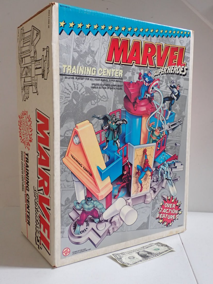 Sealed MIB 1990 Toy Biz Marvel Super Heroes Training Center (1 of 10)