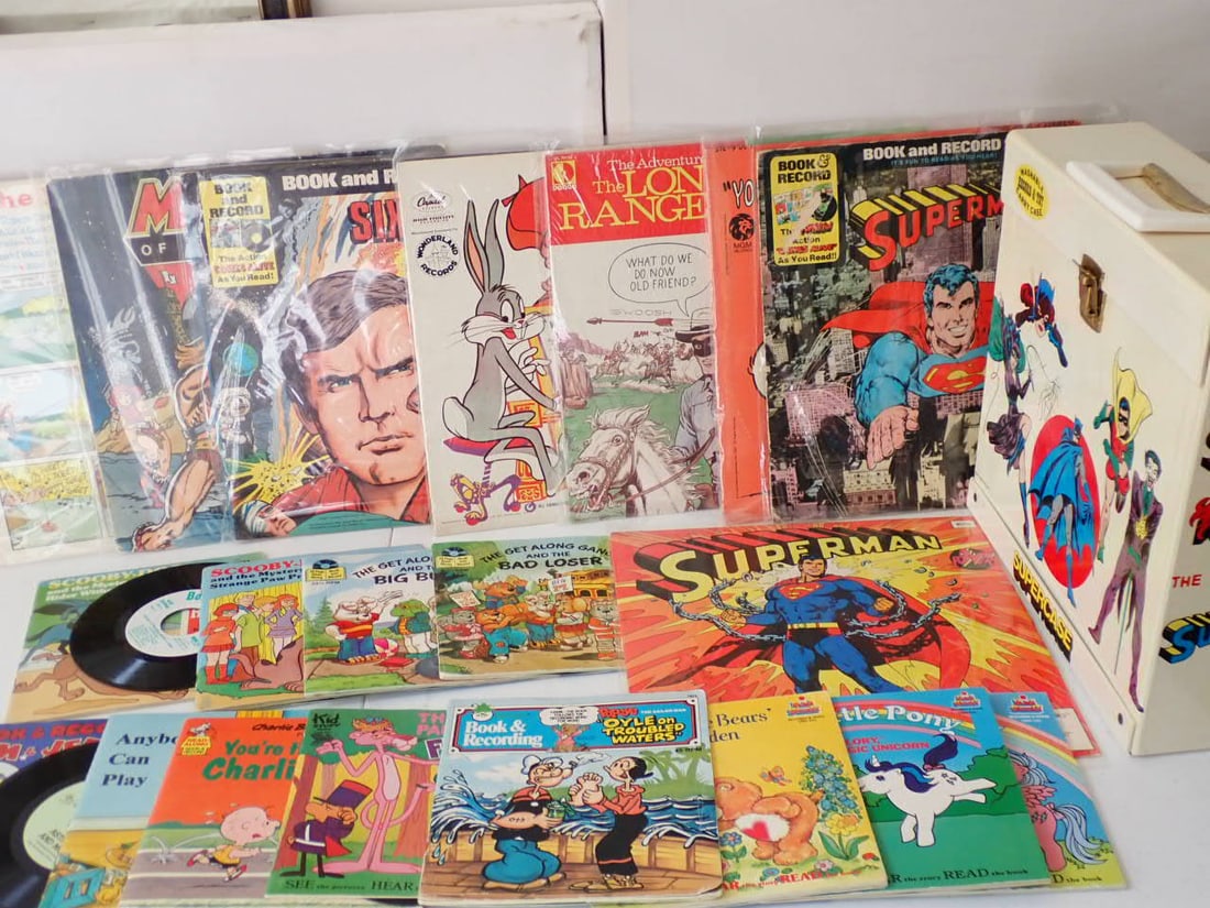 1977 Record and Toy DC Comics Super Case and Records (1 of 11)