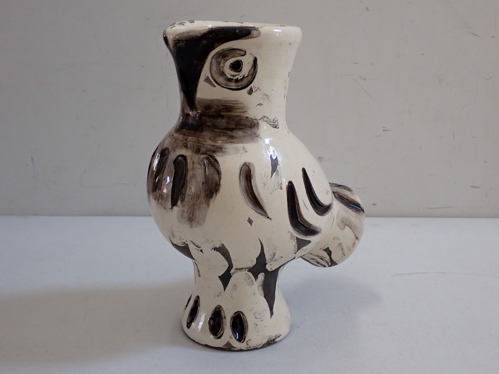 1969 Pablo Picasso Wood-Owl Limited Edition Turned Vase (1 of 17)