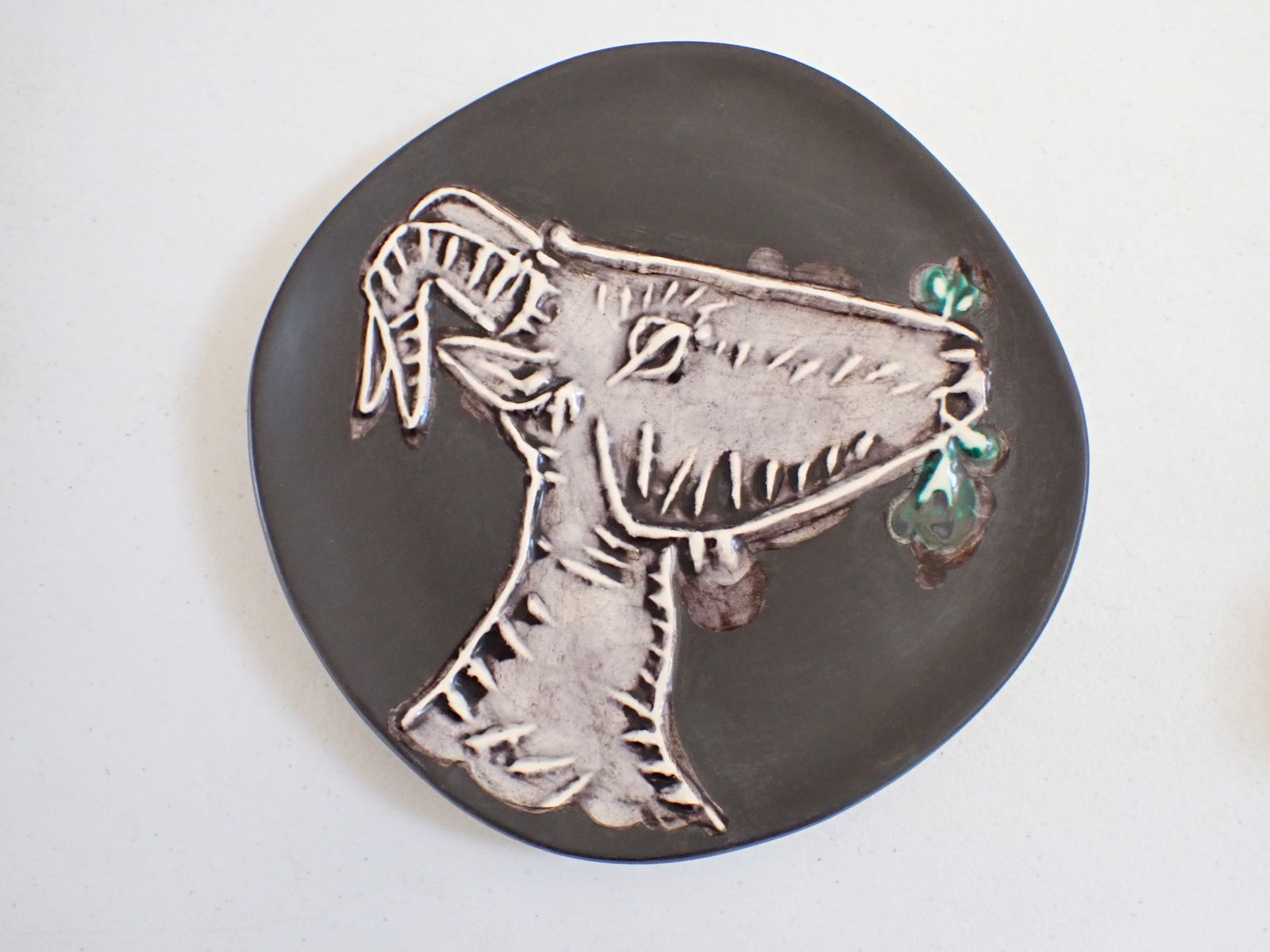 1950 Pablo Picasso Goat's Head in Profile Limited edition Plate (1 of 13)