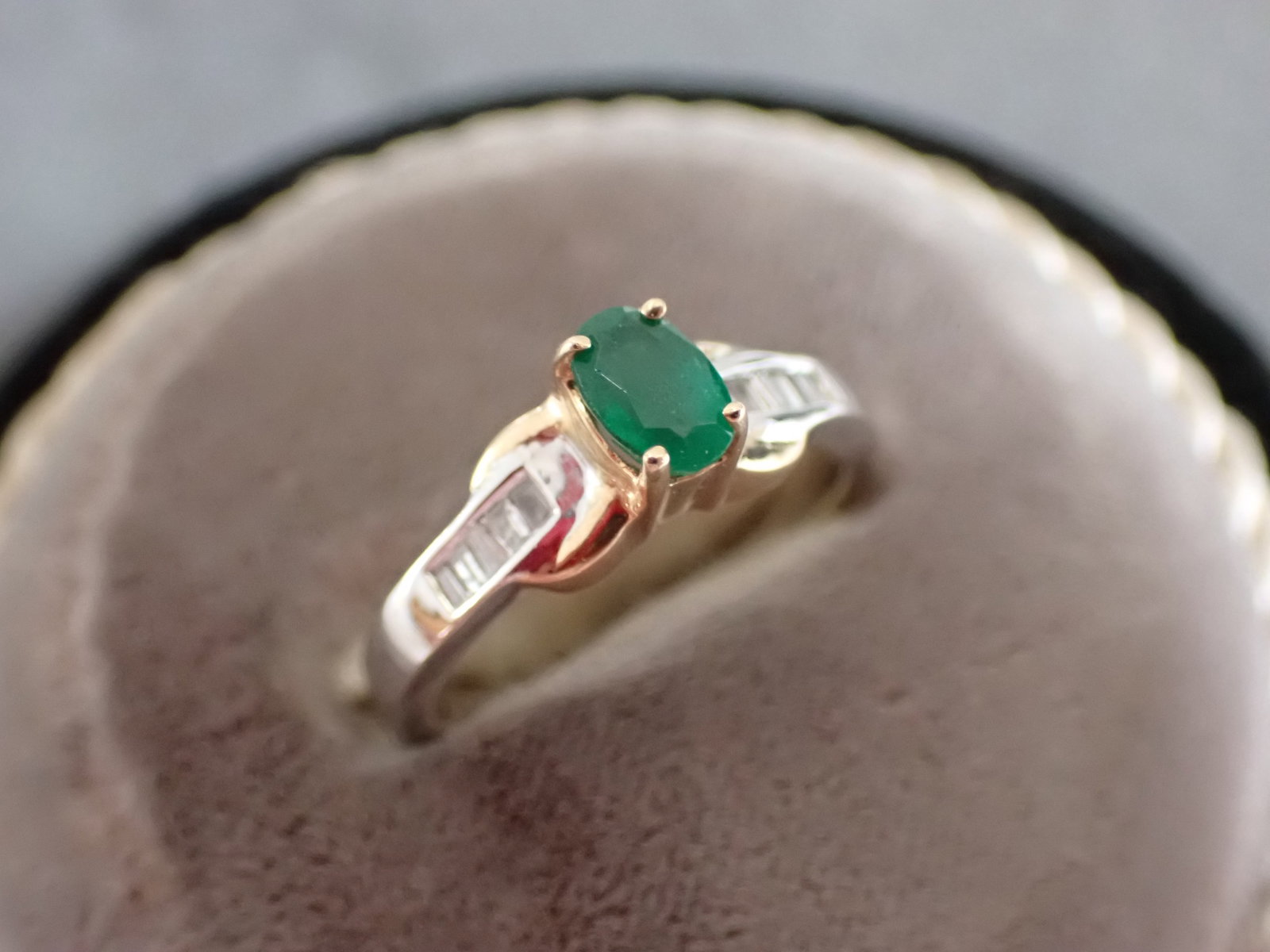 14K two tone gold with Emerald and Diamonds - Size 6 1/2: - Total Grams - 3.3