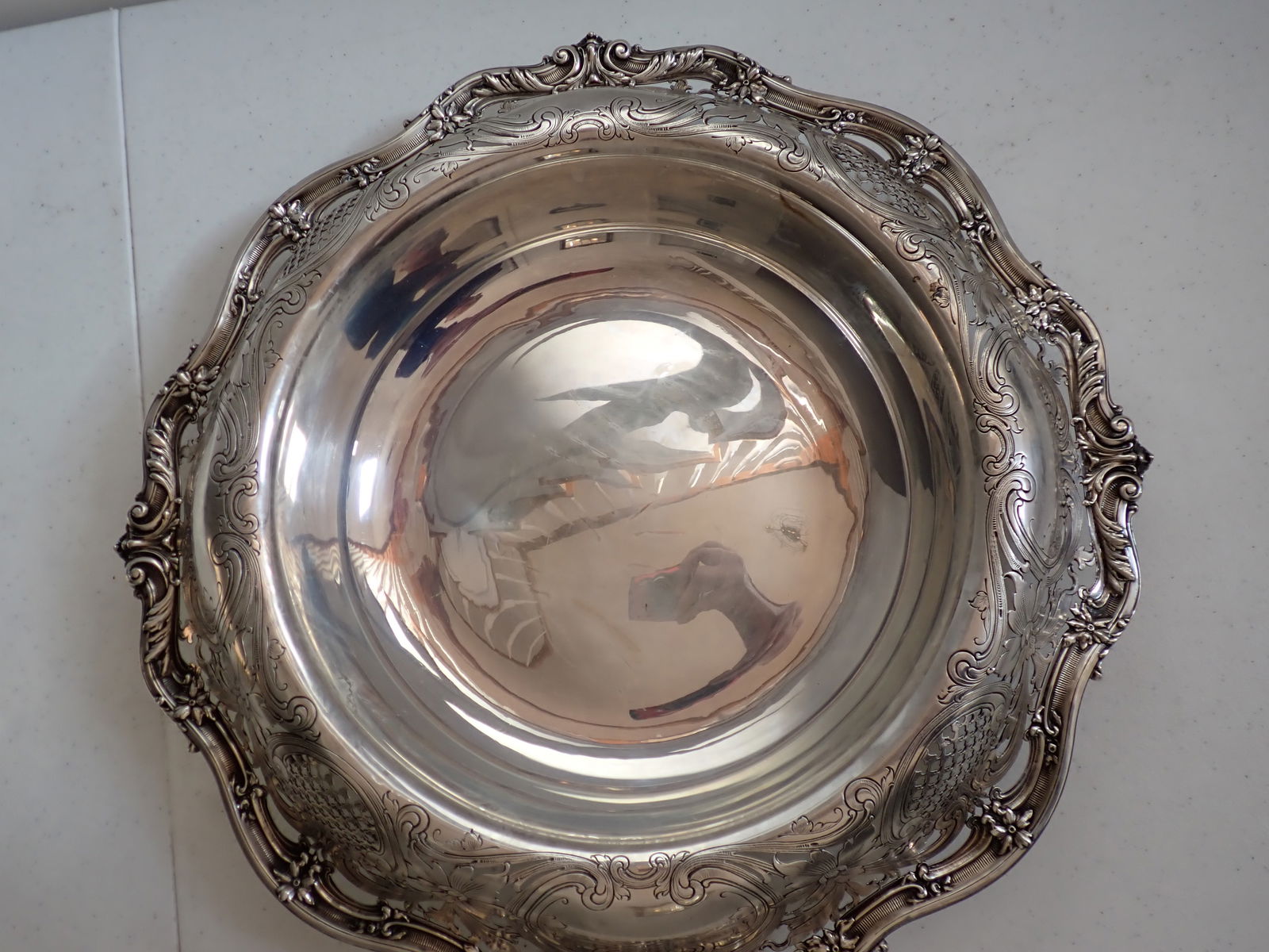Sterling Reticulated Serving Bowl 16 1/2" Diameter (1 of 12)