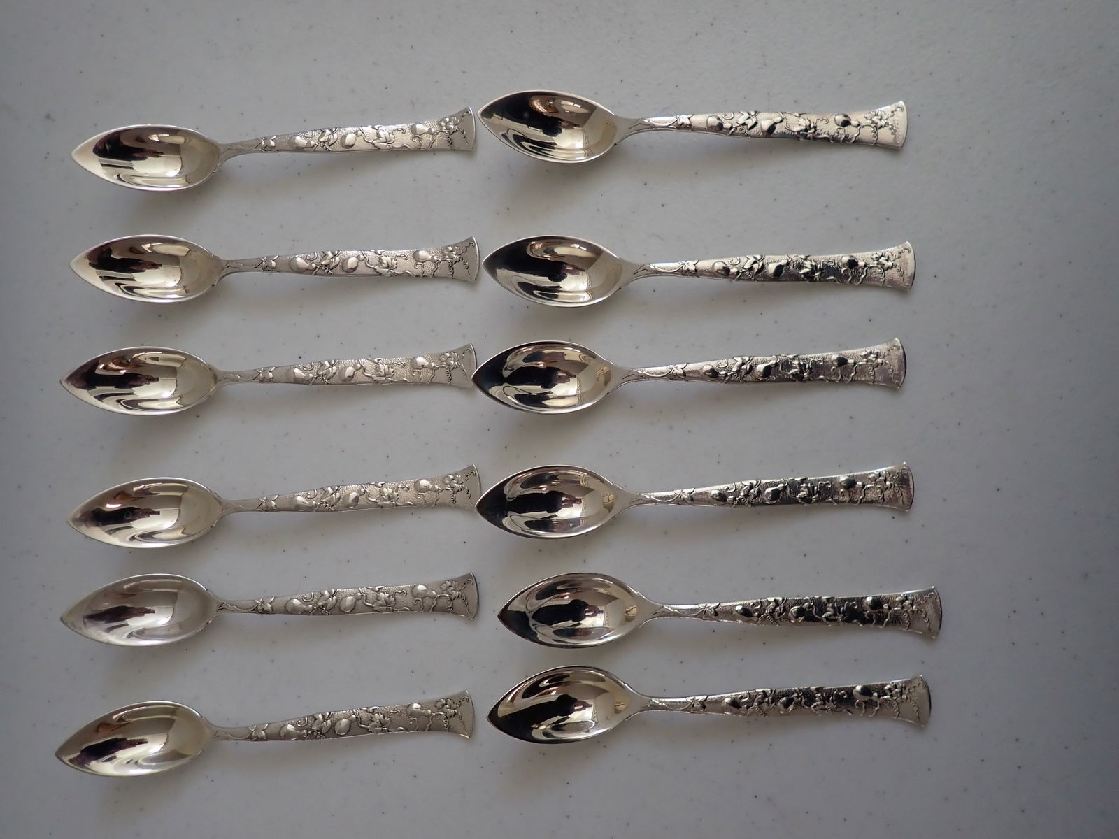 12 Tiffany Sterling Grapefruit Spoons (1 of 7)