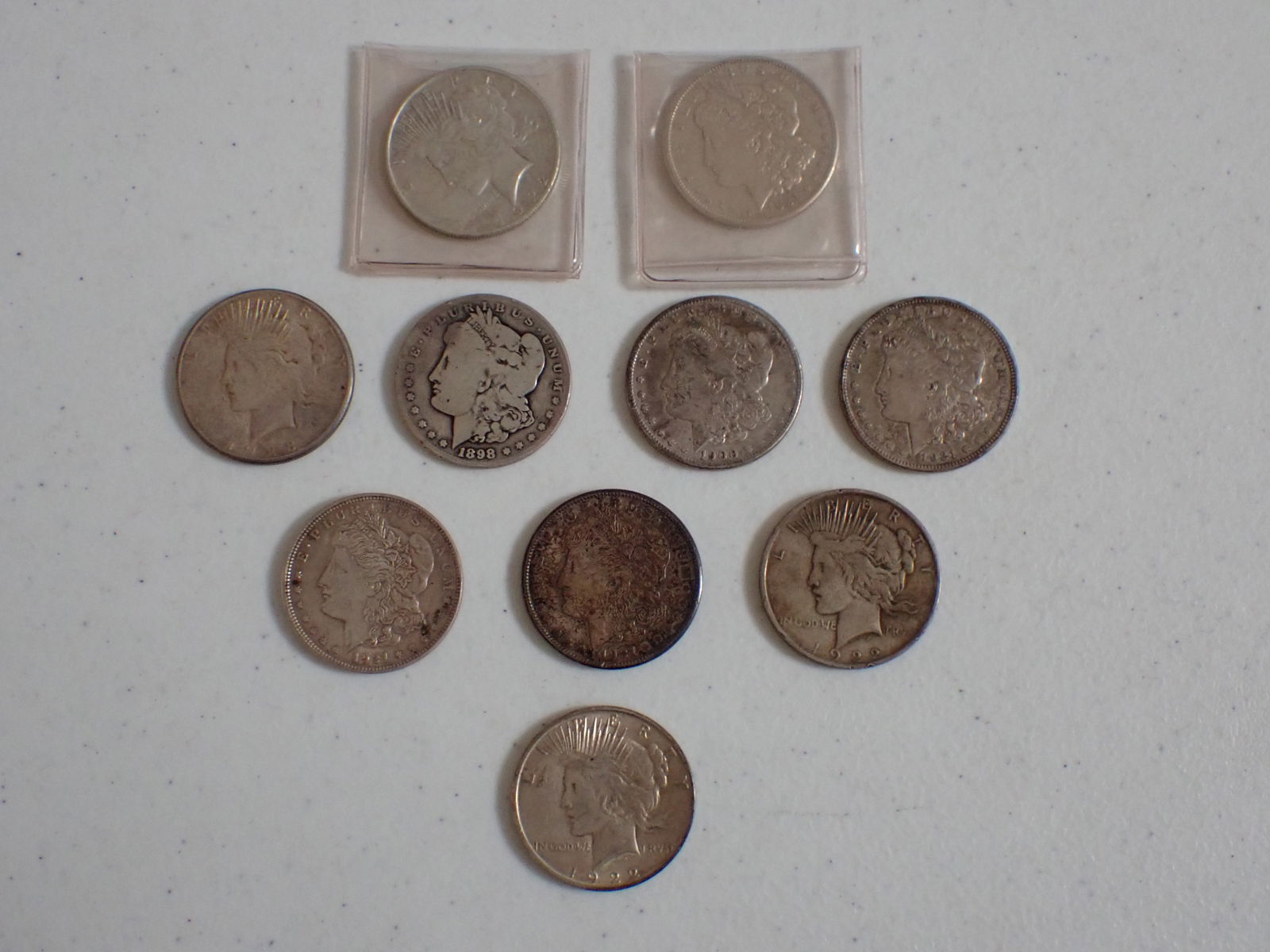 4 Peace Dollars & 6 Morgan Silver Dollars (1 of 15)
