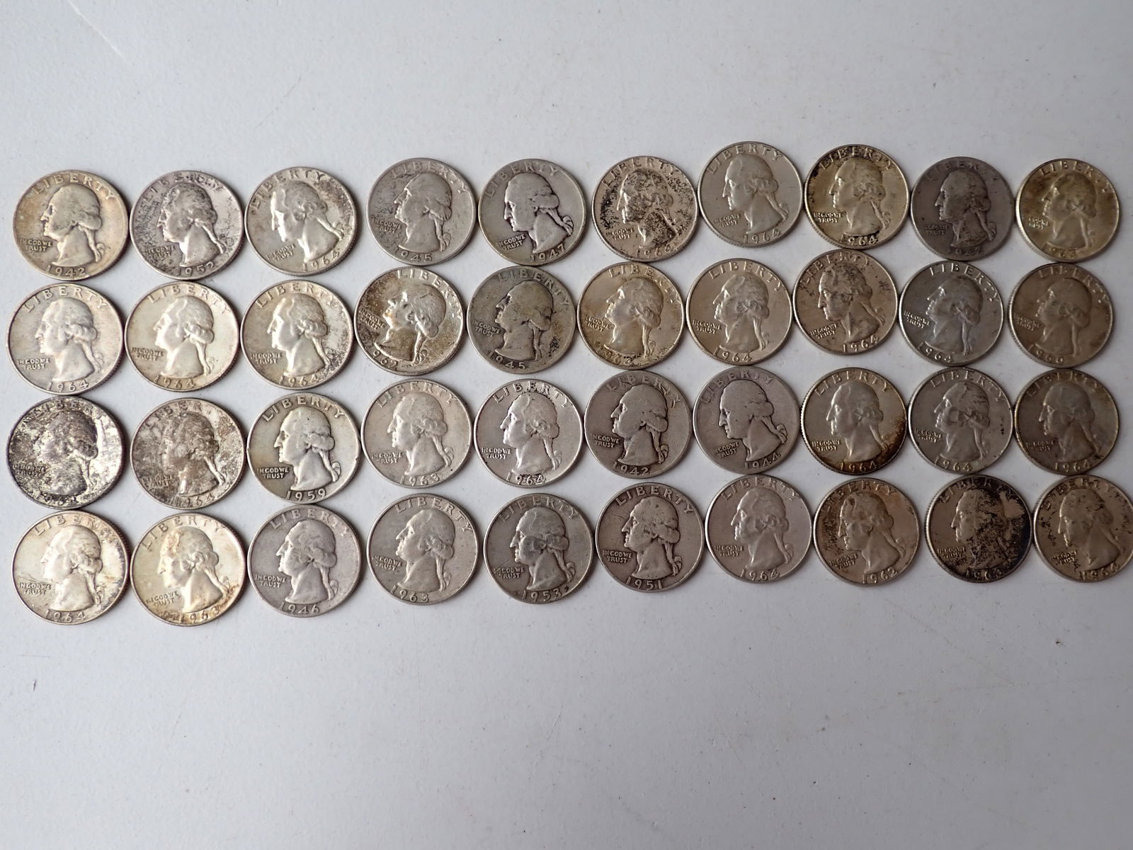 40 Washington Silver Quarters - 10.00 Face Value Silver Quarters (1 of 5)