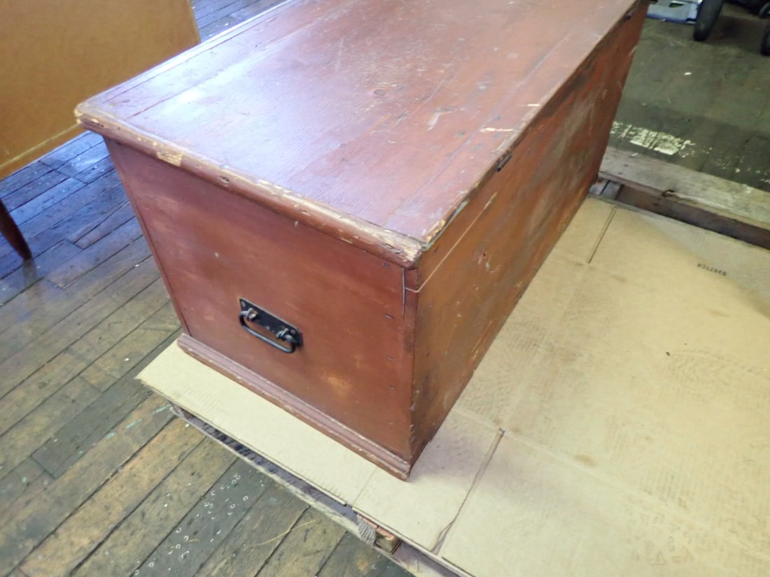 Red Painted Blanket Chest: 36 1/2" x 20" x 20"