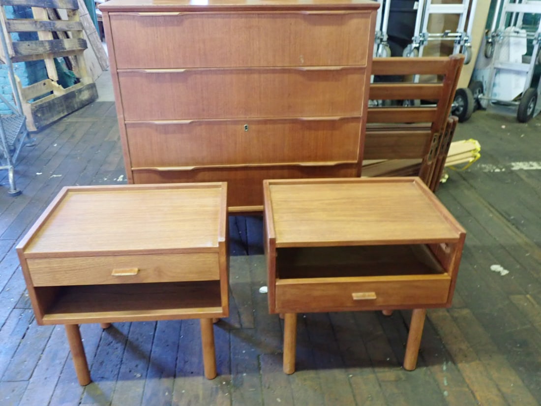 Danish Modern Design Bedroom Set. (1 of 20)