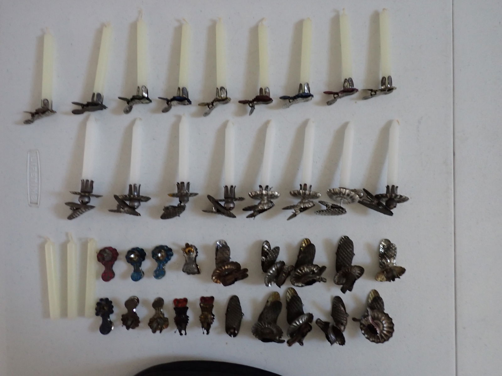 Tin Christmas Tree Candle Holders (1 of 9)