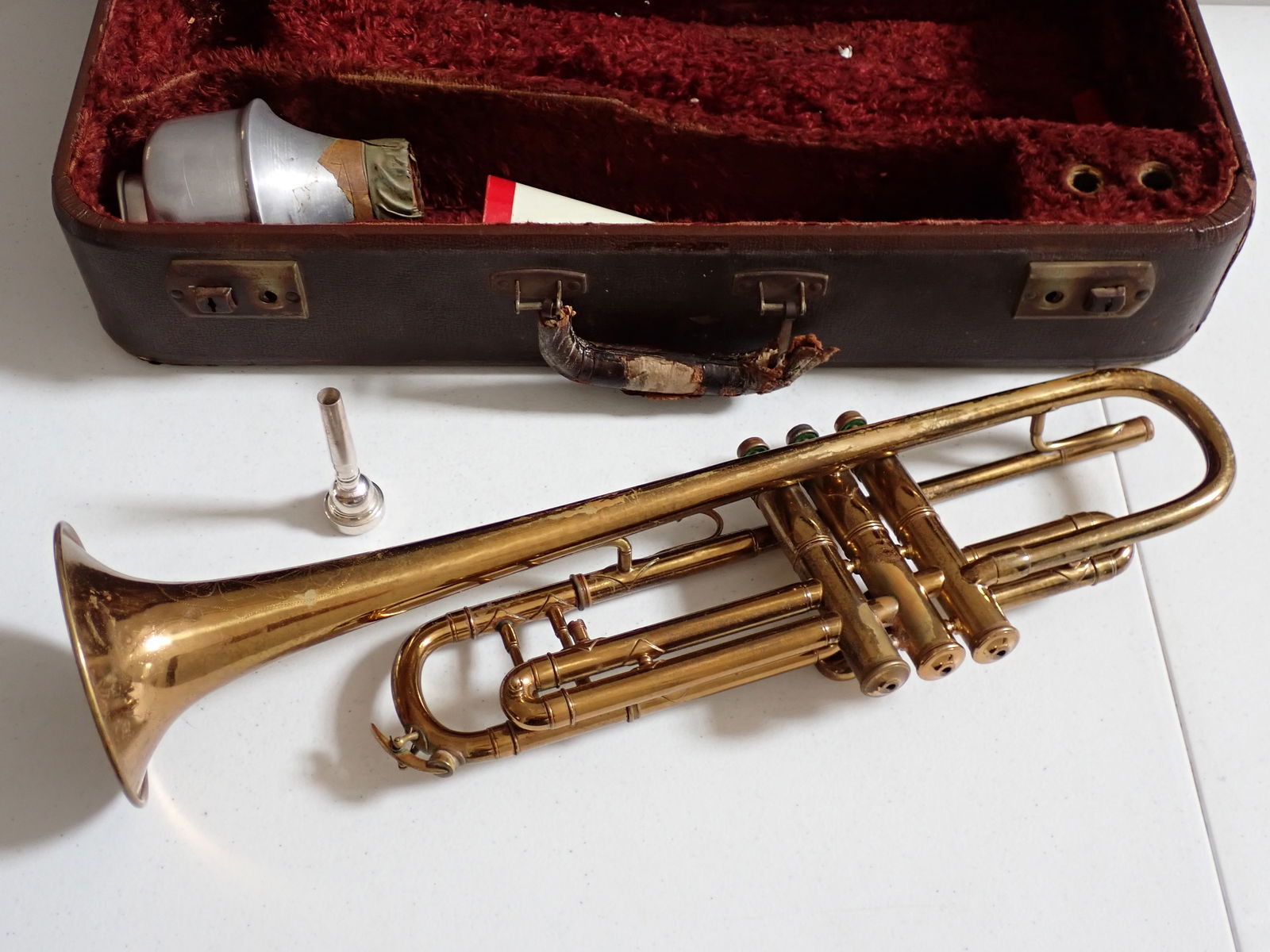M.J. Kalashen Engraved Trumpet (1 of 20)