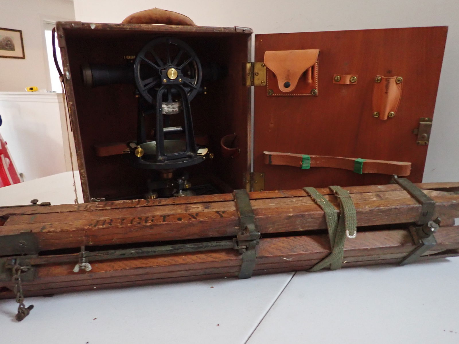 David White Co. U.S.N. Surveyor's Transit (1 of 10)