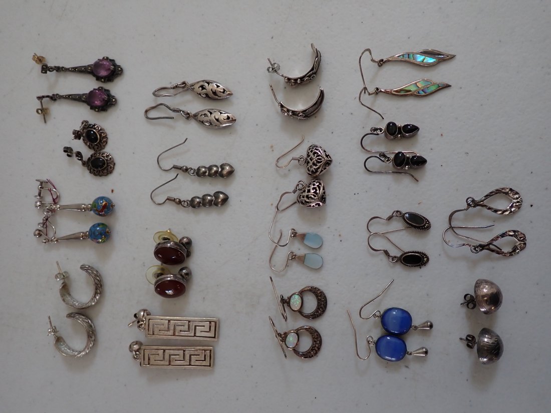 18 Pairs of Sterling Silver Earrings (1 of 18)