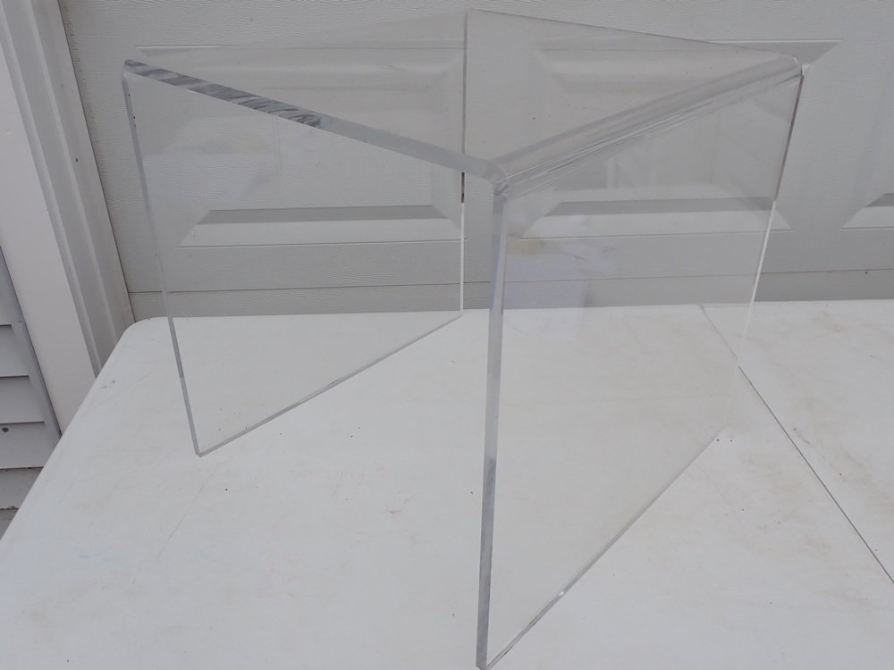 Small Modern Design Lucite Table: 19" x 17 1/2" x 18" High. Some scuffing but overall good condition.