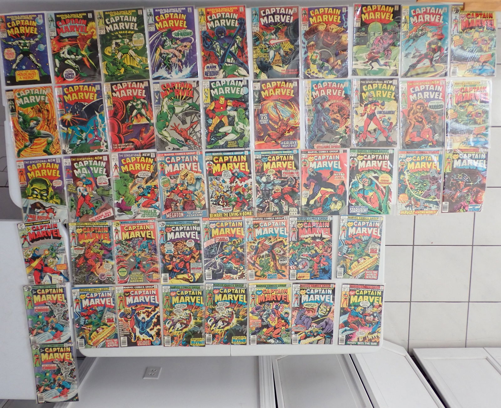 Captain Marvel 1-23 and other Issues (1 of 8)