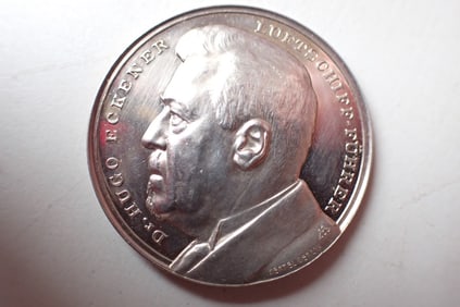 Scarce LZ127 Silver Medal Antarctic Graf Zeppelin Flight