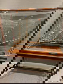 USS Constitution Lannan Ship Model, Boston in glass case