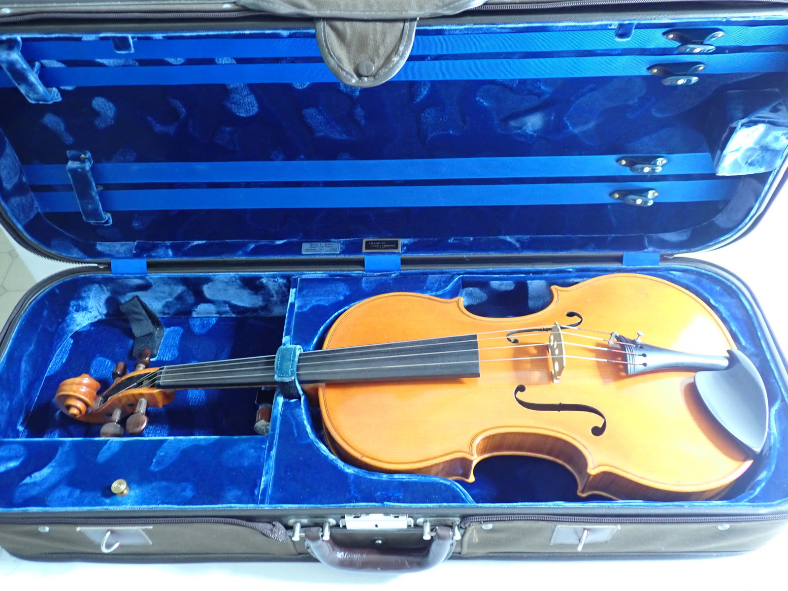 Keszitette. Dr. Vadon Geza, Budapest 1932. op 30 Viola: This item will be available for in person inspection on Saturday, October 12th from 10:00 AM to 2:00 PM in Marlborough, MA. Please see centralmassauctions.com or email info@centralmassauctions.com for