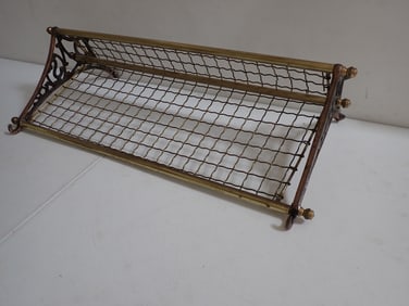 Antique hat / clothing rack