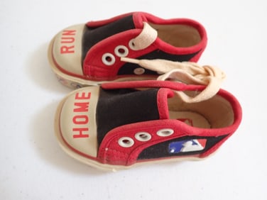 Major league Baseball homerun child sneakers