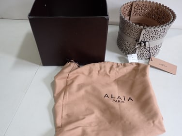 Alaia Paris Corset Belt W/ Storage Bag and original box NIB