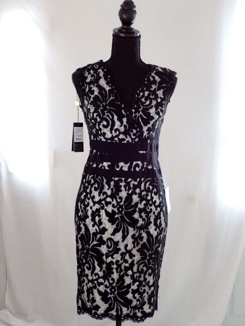 Tadashi Shoji Embroidered Black Lace Sheath V Neck Dress Size Petite: Embroidered black lace sheath dress New w/ tags Size 4 Petite. Height to top of Mannequin is 68".