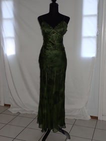 Sue Wong cocktail green silk and beaded long dress