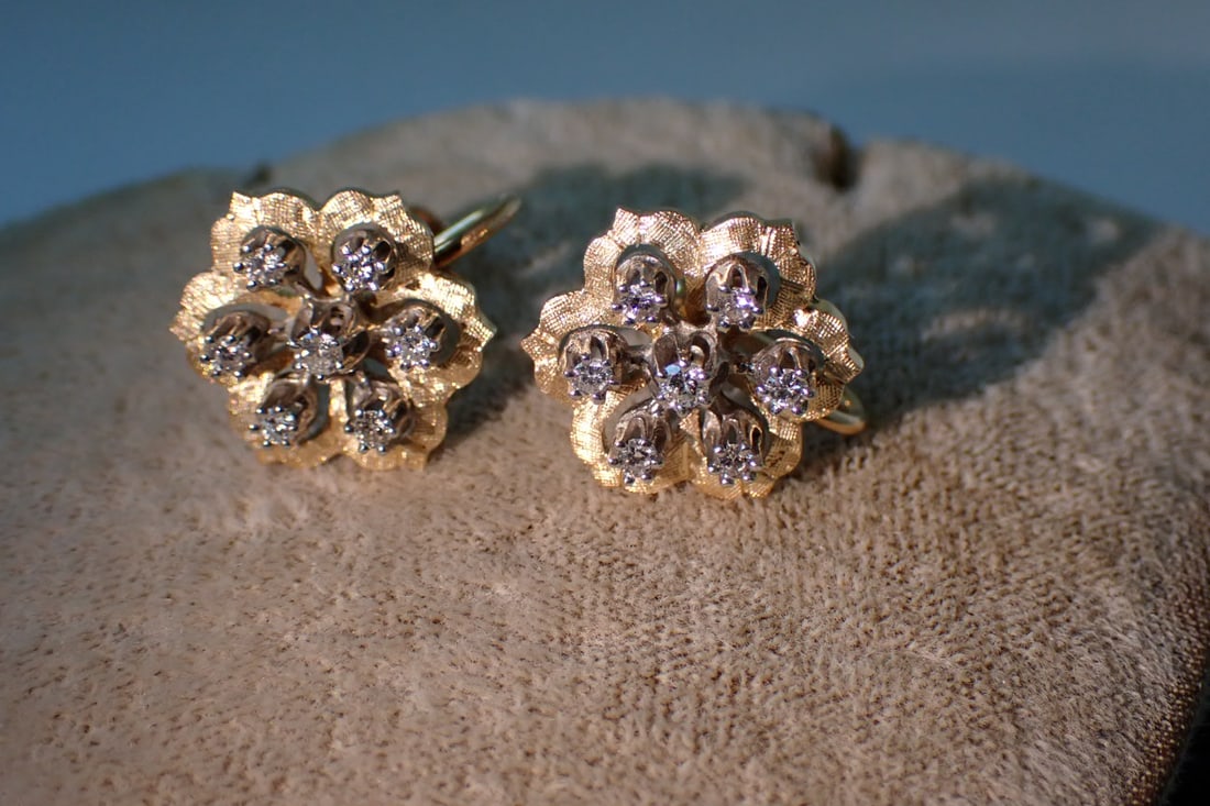 14K & Diamond Earrings - 7 Diamonds on Each Total Weight 1/2 CT (1 of 11)