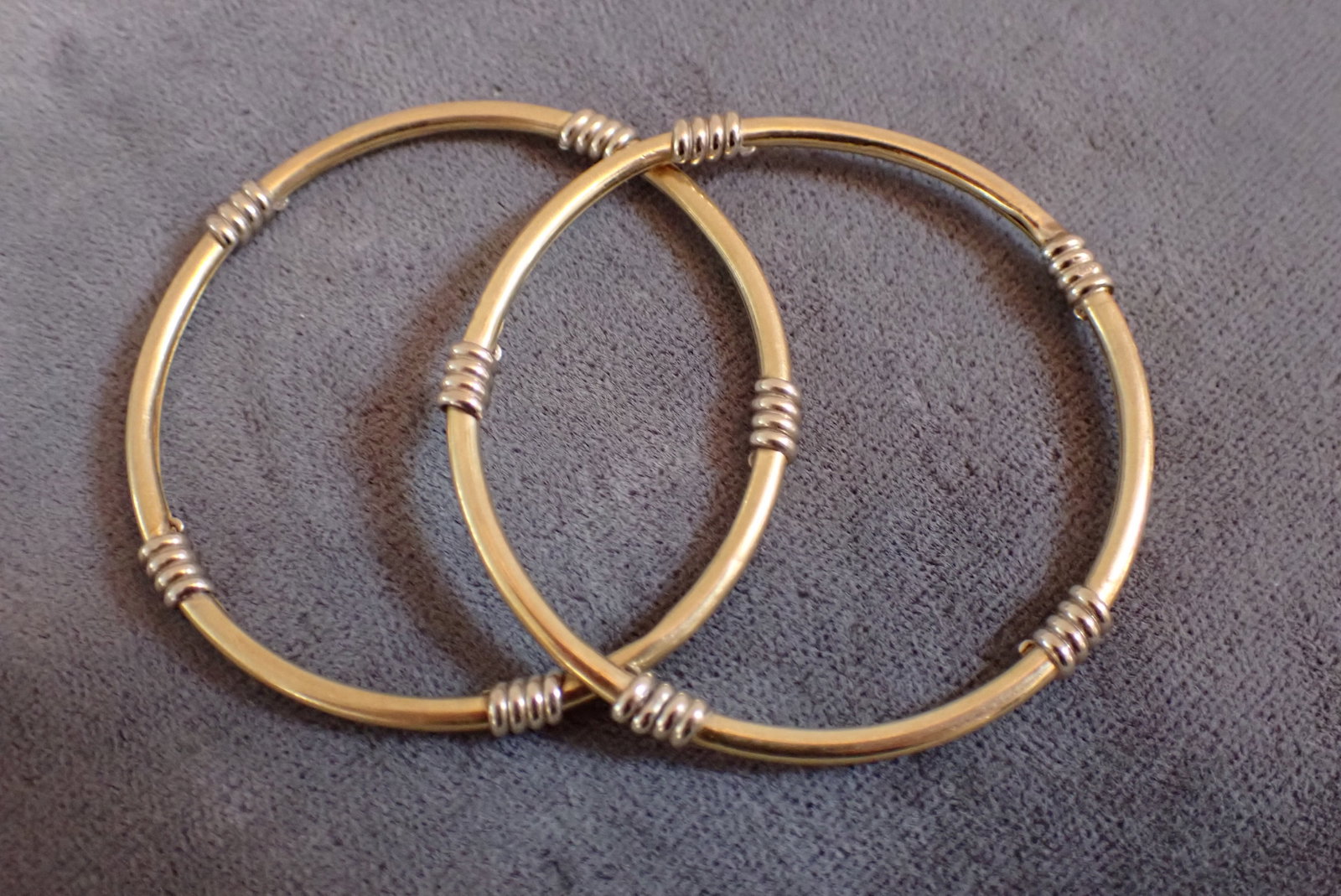 (2) 14K Baby Bangles: Total Weight - Grams - 7.3