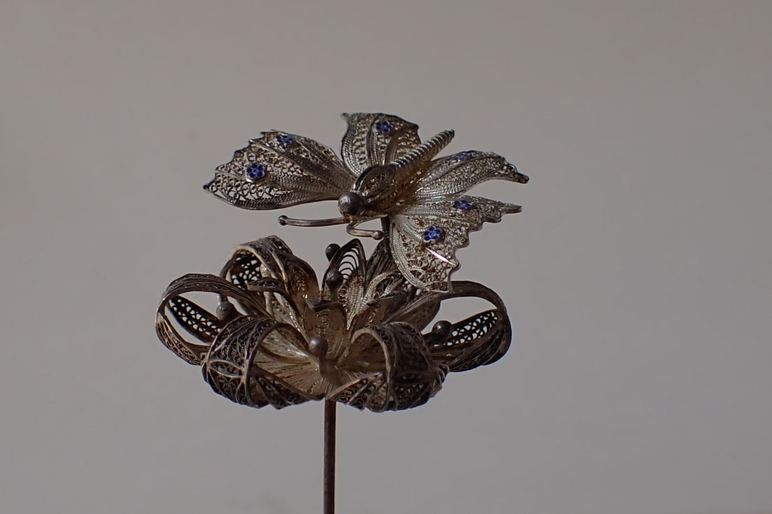 Victorian Filigree Trembler Butterfly & Flower Hat Pin (1 of 8)