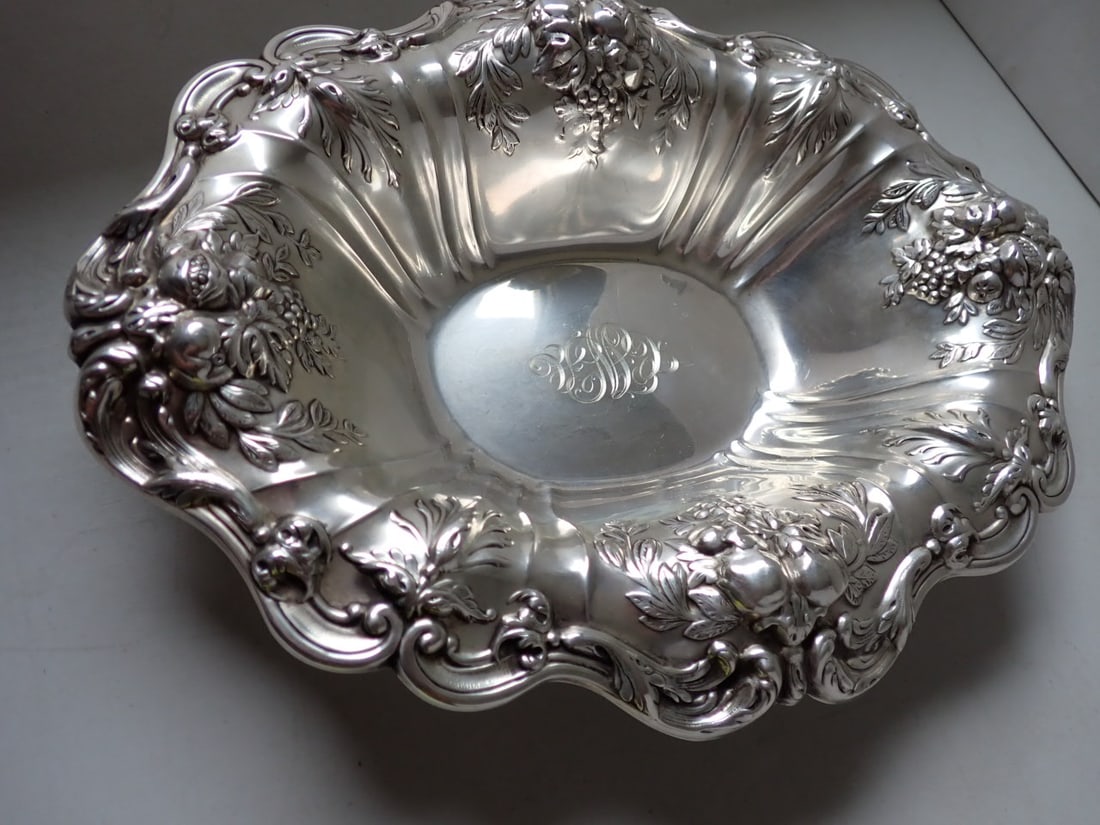 Sterling Reed and Barton Francis I Repousse Bowl 12 1/2" x 10": 2 1/2" to highest point marked Reed and Barton Sterling X566 Francis I. Has light wear - Monogramed. 19.9 troy ounces.