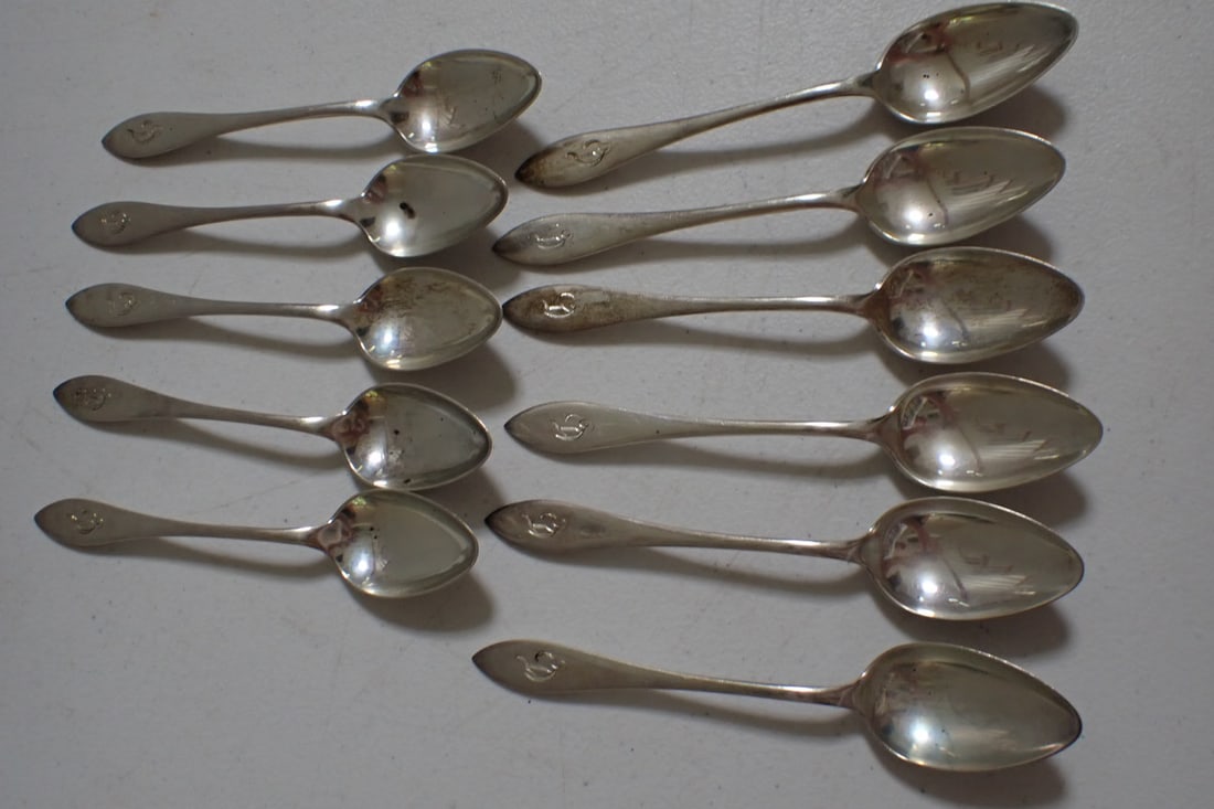 Sterling Silver Towle Teaspoons (12) Lafayette Pattern (1 of 6)