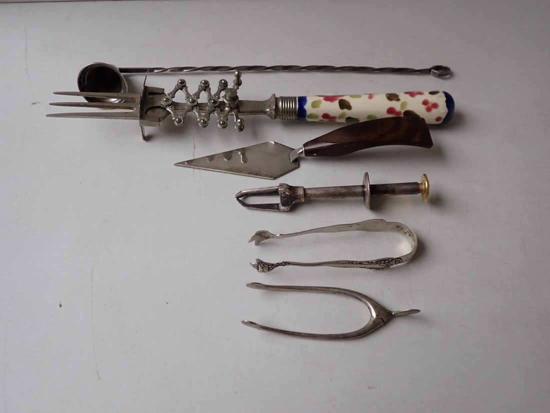 Sterling Candle Snuffers, Tongs, and Serving Pieces (1 of 19)