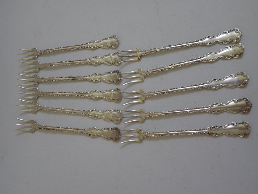 11 Sterling Silver Hors d'oeuvres Forks Gorham Whiting Louis XV (1 of 6)