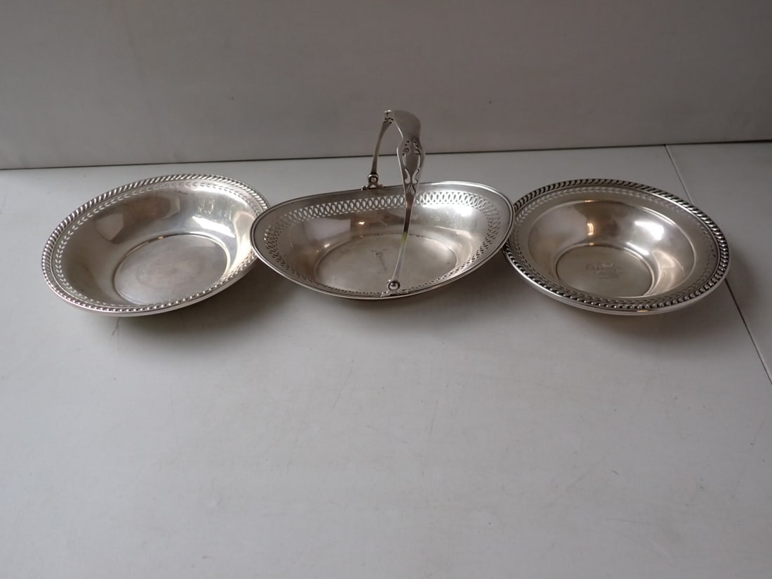 Sterling Reticulated Candy Dish with Handle & 2 Small Bowls (1 of 13)